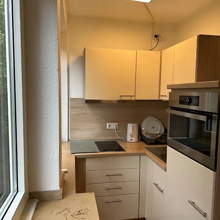 Business In 400m Weit Von Hbf