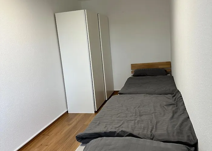 Business In 400m Weit Von Hbf * Duisburg